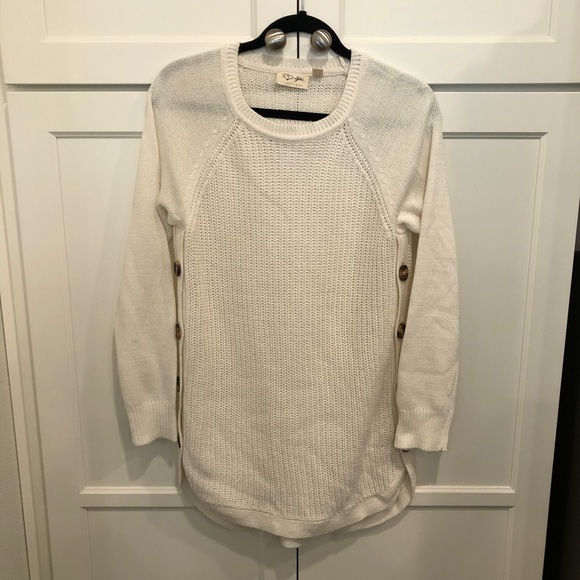 rowca side button cotton blend pullover